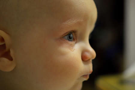 crying boyの写真素材