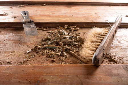 cleaning doors from old paint,restoration and repair of wooden doors