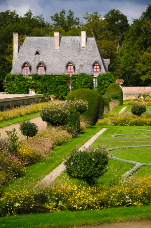 The Chancellery At Chenonceau Castle. This is part of the beautiful formal garden at famous Chenonceau castle in the loire region of france. It attracks every year many visitors.のeditorial素材