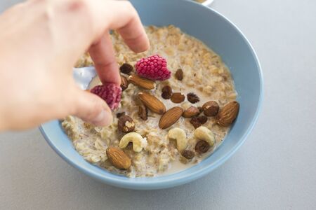 oatmeal with nuts and raspberries