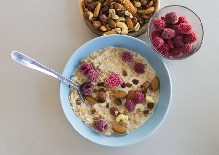 oatmeal with nuts and raspberries