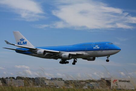 KLM Boeing 747 landing on Schiphol Airport, Amsterdamのeditorial素材