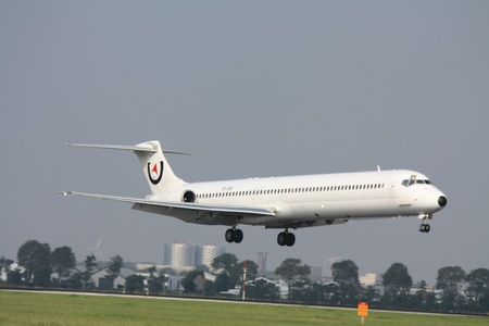 september, 3rd 2011, Amsterdam Schiphol Airport Medallion Air McDonnell Douglas MD-83 YR-HBY landing...
