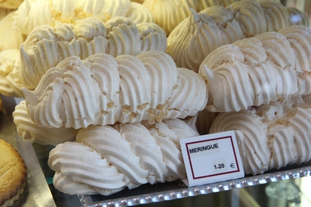 Big pieces of meringue in a French bakeryのeditorial素材