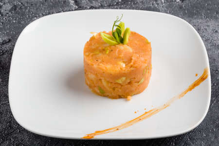 fresh healthy baked delicious baked potato on white plateの写真素材