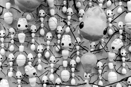 Black and white ants statue in public areaの写真素材