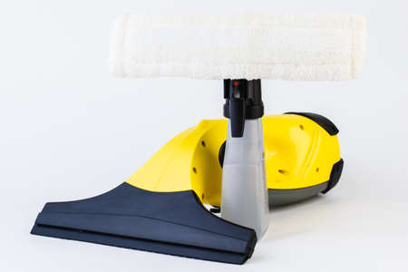 Electronic machine for washing windows.