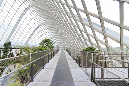 SINGAPORE-MARCH 1: Cloud Forest Dome at Gardens by the Bay on MARCH 1, 2013 in Singapore. Spanning 101 hectares of reclaimed land in central Singapore, adjacent to Marina Reservoir.のeditorial素材