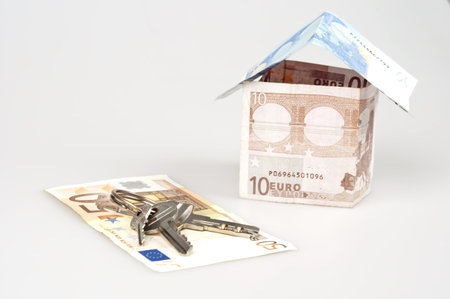 House made by euro banknotesの写真素材