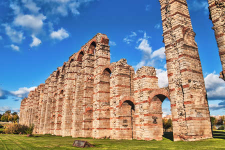 Roman aqueduct ruins in Merida, capital of Extremadura region in Spain  の写真素材