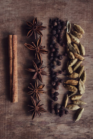 The composition of the fruits of black pepper, beans, and cinnamon