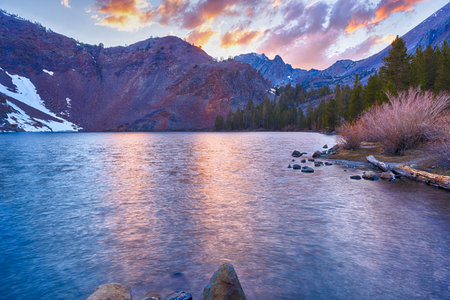 Beautiful vivid sunset at Big Virginia Lake, Eastern Sierra Nevada. California, USAの写真素材