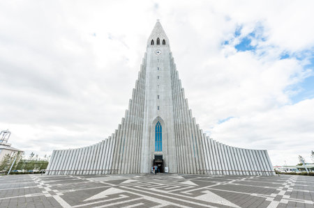 Hallgrimskirkja lutheran cathedral in Reykjavik is the largest church on Icelandの写真素材