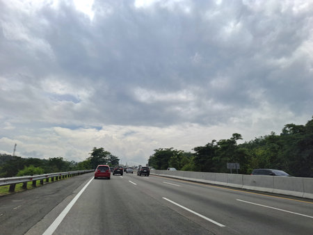 View of the toll road crowds during the Christmas and New Year holidays, (Jalan Tol Trans Jawa, Semarang - Bawen) in Central Java, Indonesia.26 December 2024の写真素材