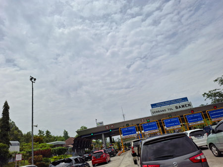View of the exit toll road crowds during the Christmas and New Year holidays, Trans Java Toll Road (Exit Tol Bawen) in Central Java, Indonesia.25 December 2024の写真素材