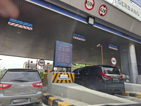 View of the exit toll road crowds during the Christmas and New Year holidays, Trans Java Toll Road (Exit Tol Bawen) in Central Java, Indonesia. 25 December 2024の写真素材