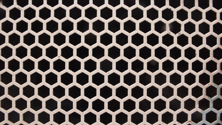 Hexagonal pattern plate