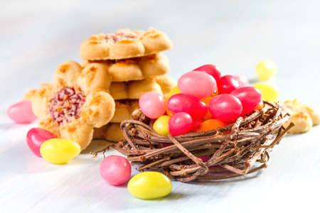 Easter cake and colorful eggsの写真素材