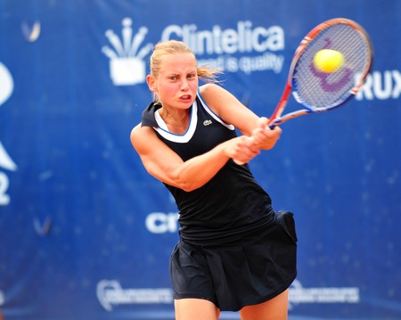 BUCHAREST - August 1: Australian Jelena Dokic in action during the finals of the $75,000 ITF / WTA tournament のeditorial素材