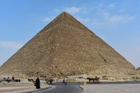 3-20-2022. The Great Pyramid of Giza, Egypt, also known as the Pyramid of Khufu or the Pyramid of Cheops, is the oldest and largest of the three pyramids.のeditorial素材