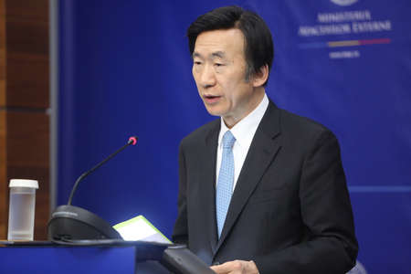 Bucharest Romania, February 20, 2017: Yun Byung-se, Ministry of Foreign Affairs of the Republic of Korea speaks at a press conference after meeting his Romanian counterpart.のeditorial素材