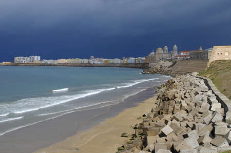 The Breakwater of Cadiz, Sunny storm over the Cadizの写真素材