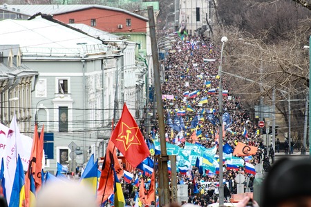 MOSCOW, RUSSIA - March 15, 2014: the March of Russian opposition against war with Ukraineのeditorial素材