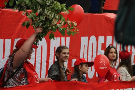 Moscow, Russia - May 9, 2012. March of communists on the Victory Day.のeditorial素材