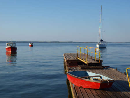 A boat on the dock.        の写真素材