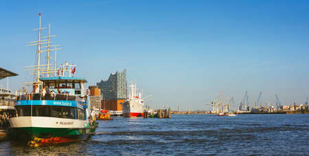 HAMBURG, GERMANY - April 18, 2018: St Pauli Landungsbrucken landing place in Port of Hamburg between the lower harbour and Fish Market on Elbe riverのeditorial素材