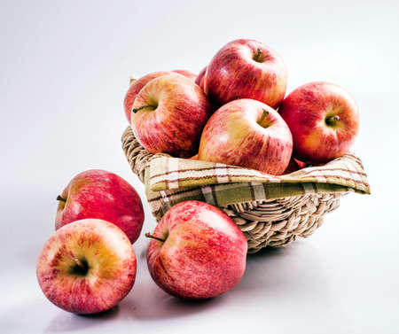 red apple type Gala