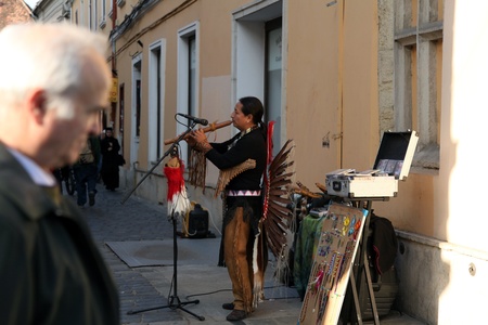 american indian performing on the streetのeditorial素材