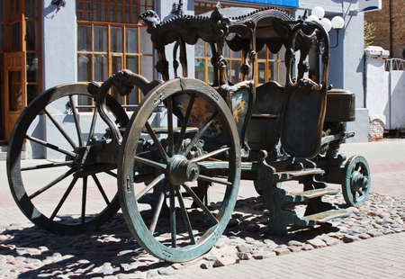  age-old coachの写真素材