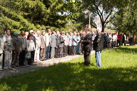 People cost in a number at a meeting of veterans of aviation college of city of Permのeditorial素材