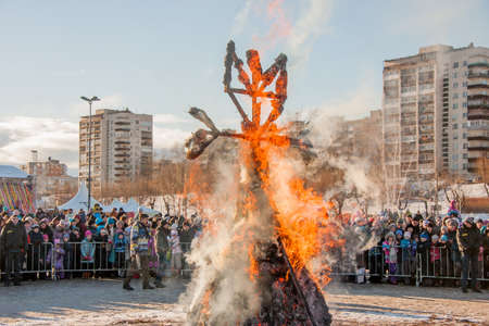 PERM, RUSSIA - March 13, 2016: Burning effigies of Carnival on the Esplanadeのeditorial素材