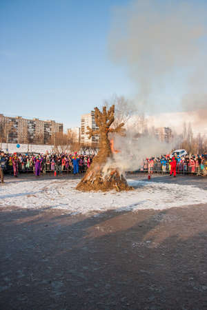 PERM, RUSSIA - March 13, 2016: Burning effigies of Carnival on the Esplanadeのeditorial素材