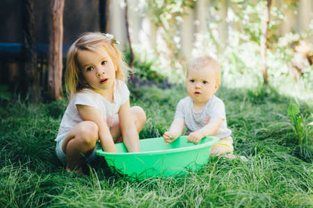 Little girls splash in the pelvis.の写真素材