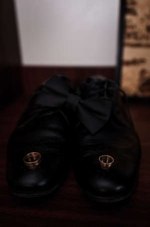 Grooms Set Butterfly Shoes Belts Cufflinks Wedding Rings Men Accessoriesの写真素材