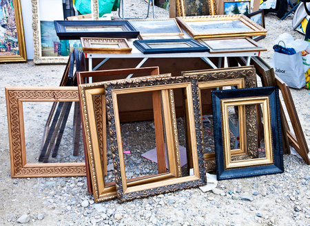 Munich, great choice of wooden frames carved and gilded at the open air giant flea market,the biggest flea market of Bavaria, more than 2000 market stalls just for one day in spring. You find everything, very cheap.のeditorial素材