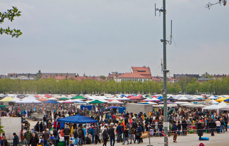 Munich, Germany -View of the open air giant flea market,the biggest flea market of Bavaria, more than 2000 market stalls just for one day in spring. You find everything, very cheap.のeditorial素材
