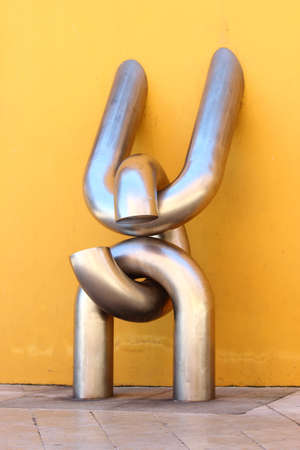 chain link sculptureの写真素材