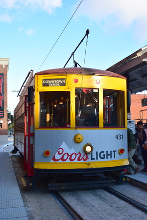 Tampa, Florida - USA - January 07, 2016 :  Ybor City Streetcarのeditorial素材