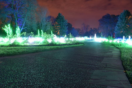 St Louis, Missouri, USA - Nov 22 2017: Garden Glow Holiday Lights at Misspori Botanic Gardenのeditorial素材