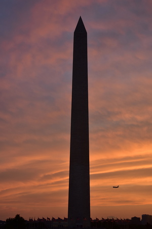 Washington, D.C, USA - July 2, 2017: Washington monument sunsetの写真素材