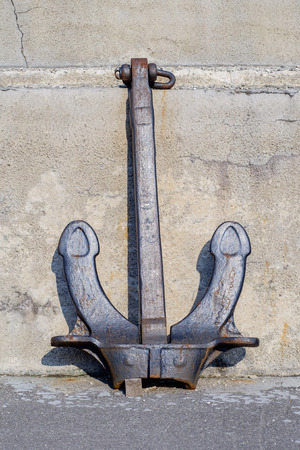 Old anchorの写真素材
