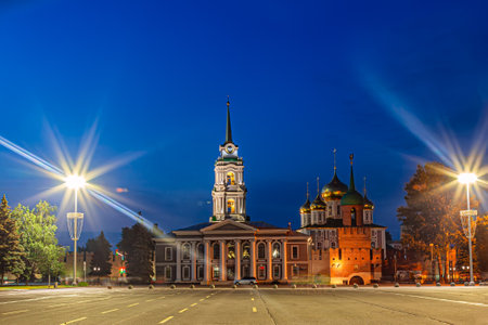 Central square of Tula with Kremlin, bell tower and cathedral during blue hour sunset evening. Tula city in Russiaの写真素材