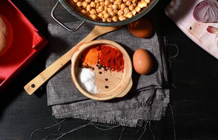 Chickpea stew, known as a gypsy pot in Spain, carries legumes and vegetables, potatoes, spices, aromatic plants such as parsley, laurels and good herb, as well as pears, it is the only stew that I know that bears fruit.の写真素材