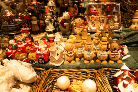 Classic Christmas market, lots of Christmas tree decorations. 20 December 2025, Vienna, Austriaのeditorial素材