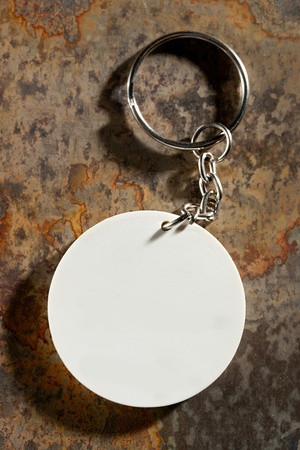 Key ring on the rusty backgroundの写真素材