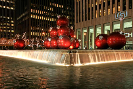 The Christmas decorations in Midtown Manhattan NYCのeditorial素材